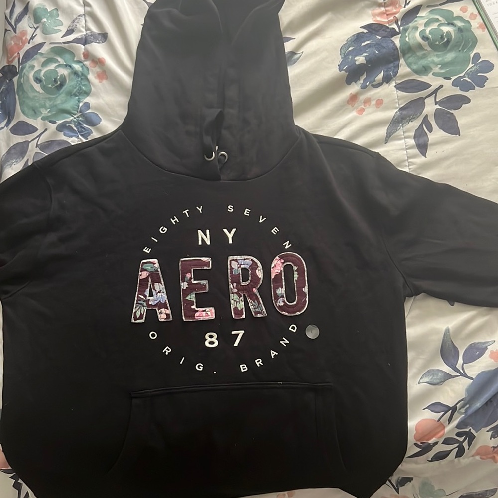 New never worn Aeropostal black hoodie